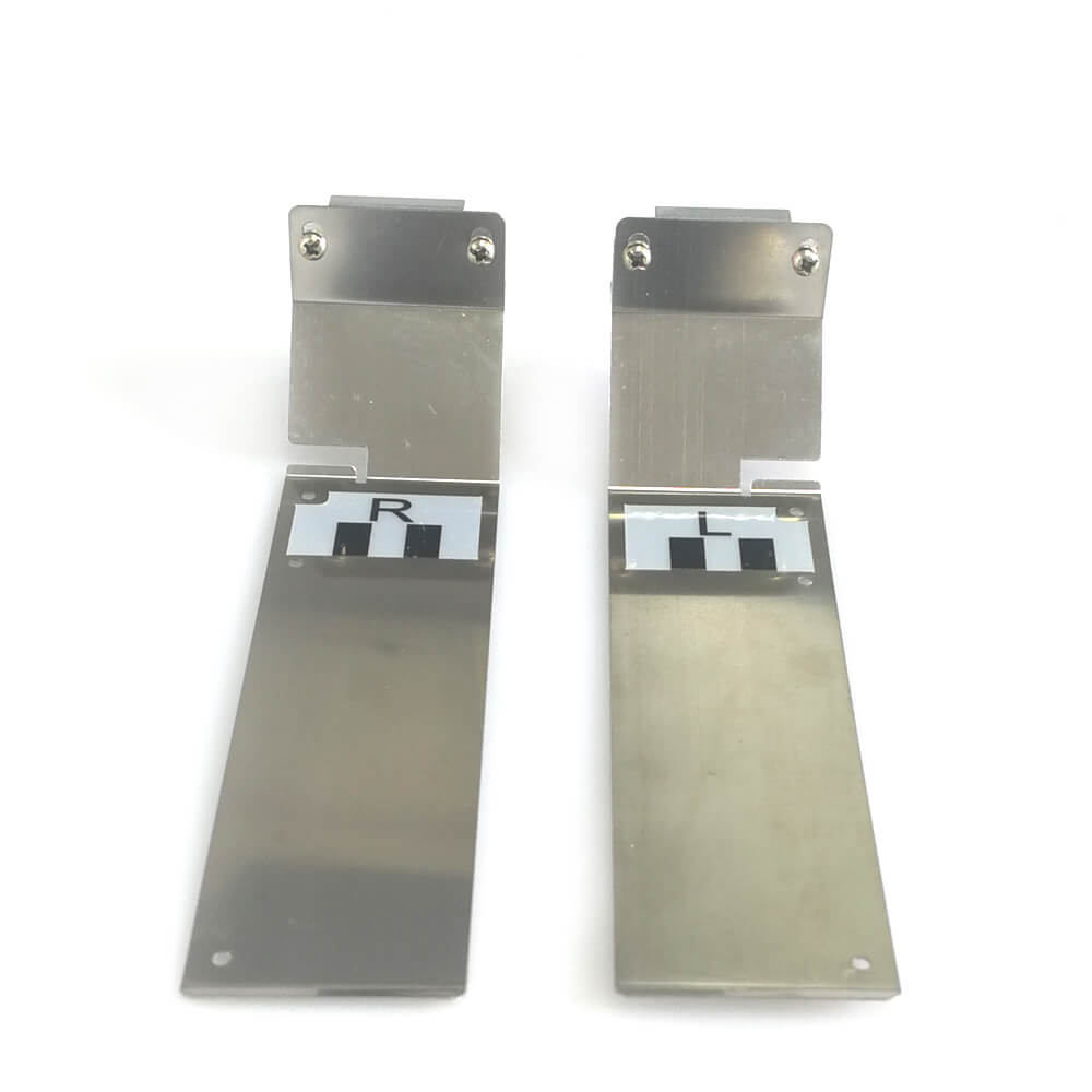 XF-640 ASSY, Media Clamp L & R (6702049060 & 6702049050)