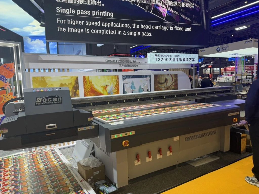 DOCAN UV flatbed printer equipped with Epson T3200 print head