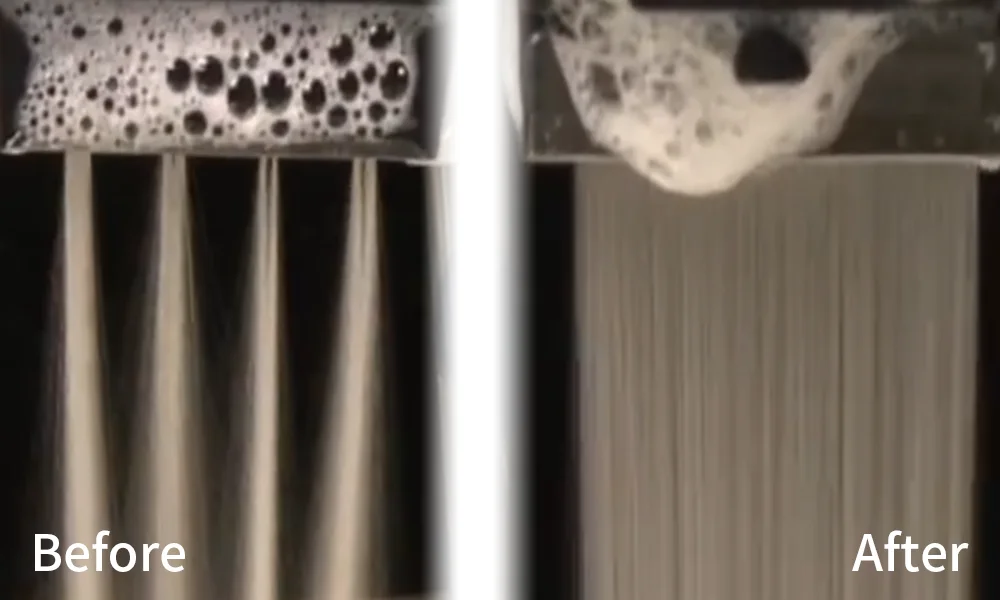 Printhead jetting before and after cleaning: broken, uneven ink streams restored to a full even curtain